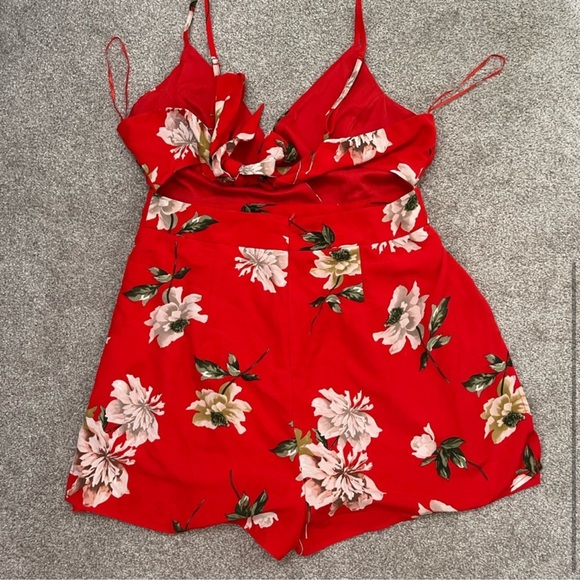 Open back romper - Picture 5 of 5